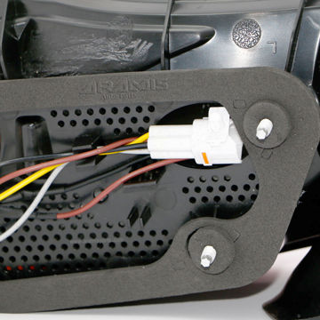 چراغ خطر گلگیر چپ چانگان EADO