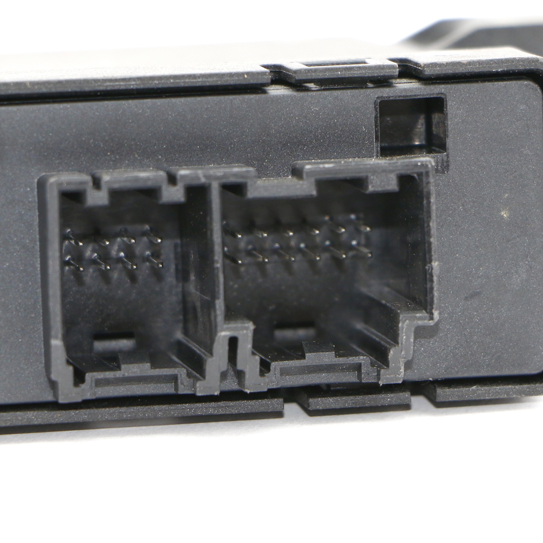 کنترلر سنسور دنده عقب( مدل BOSCH) آریو Z300