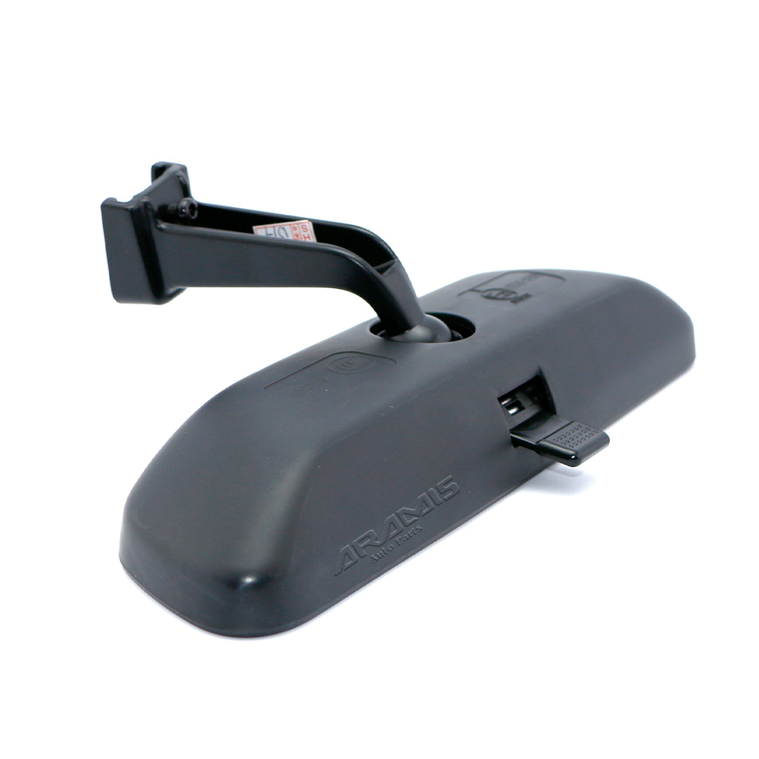 آینه وسط لاماری