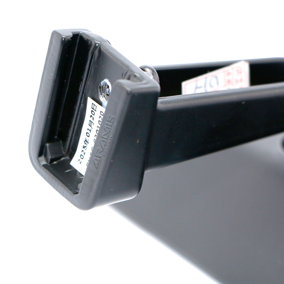 آینه وسط لاماری