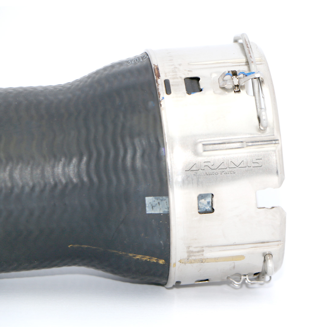 لوله خروجی اینترکولر لاماری