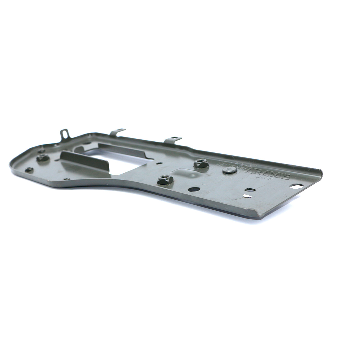 پایه چپ دیاق بالایی سپر جلو لاماری