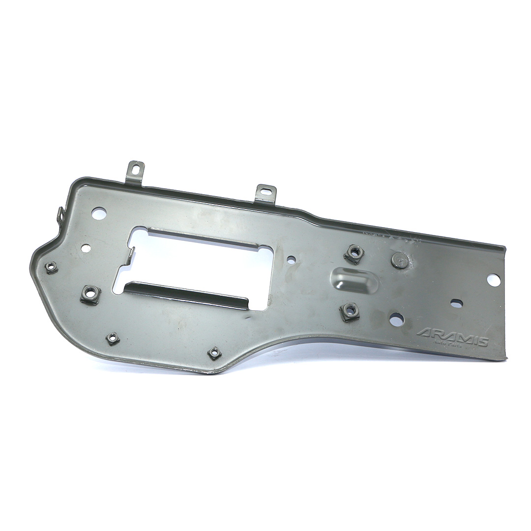 پایه چپ دیاق بالایی سپر جلو لاماری